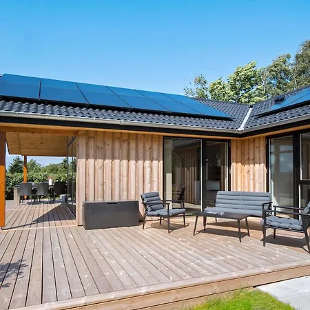 Gorgeous In With House Sea View * Millinge